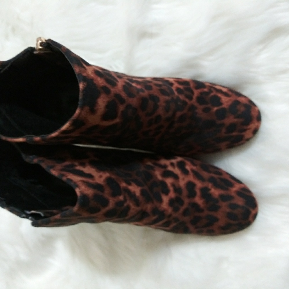 Women heel boots